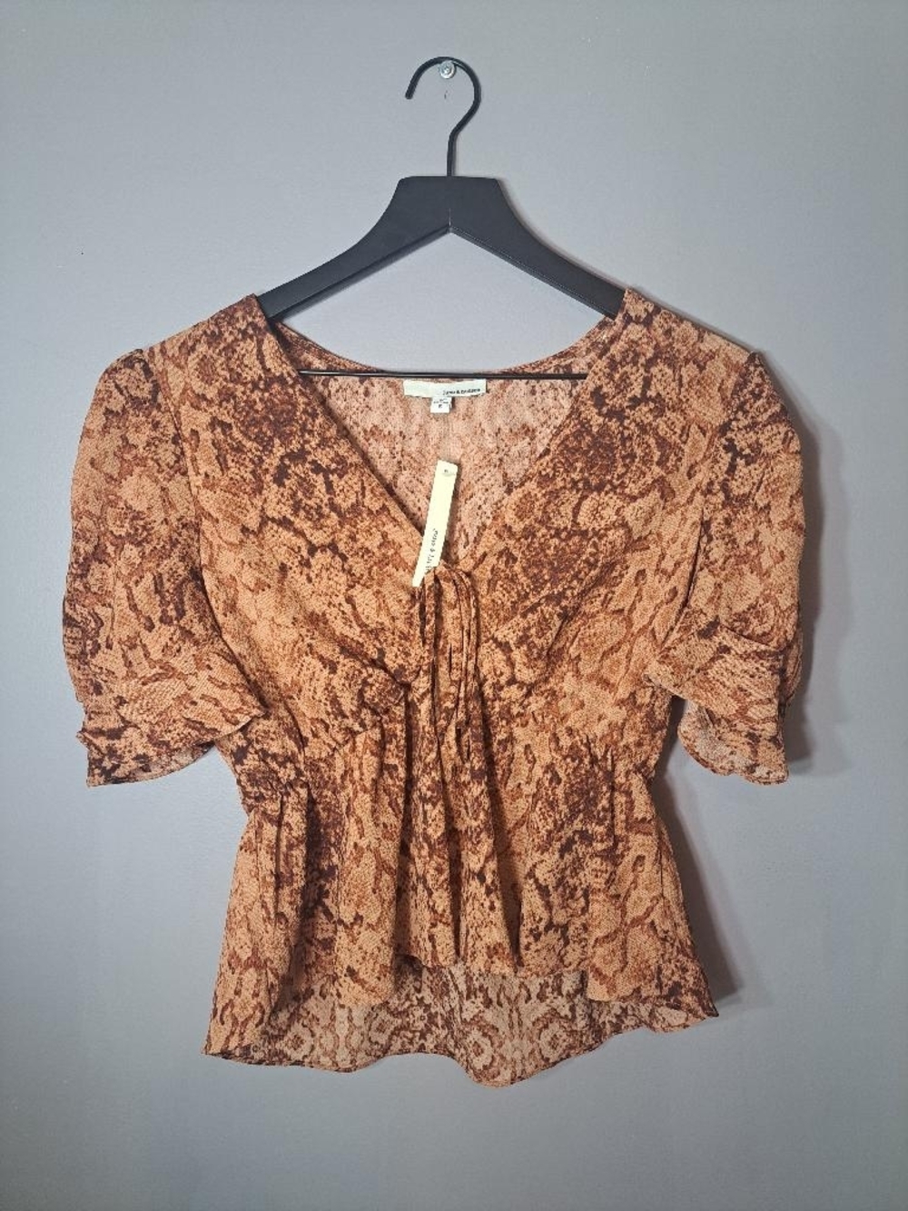 june & hudson Rust Brown Snake Print Tie-Front Blouse Cropped